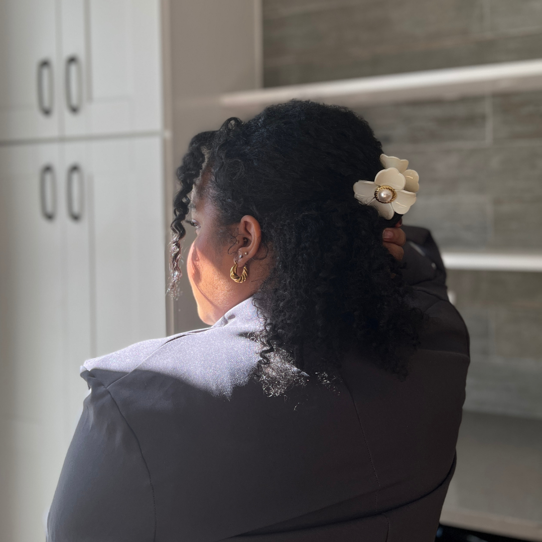 Lily - Floral Hair Clip