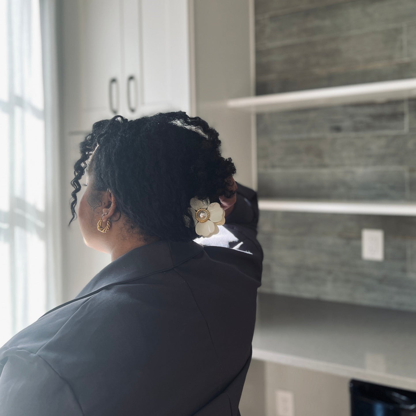 Lily - Floral Hair Clip